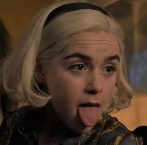 Kiernan Shipka is so sexy by magicbull7798