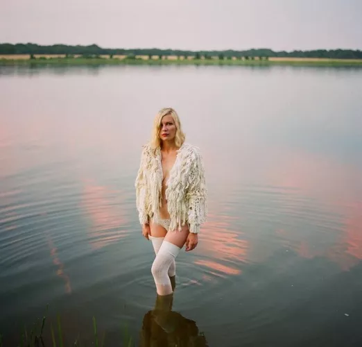 Kirsten Dunst  by radio762