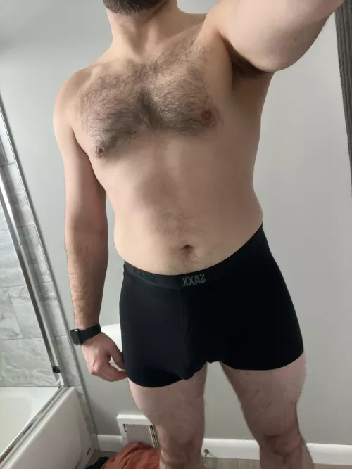 [M] Trying to feel confident. In the last 2 months lost 14 pounds of fat and put on 2 pounds of muscle by Mcocfan1991