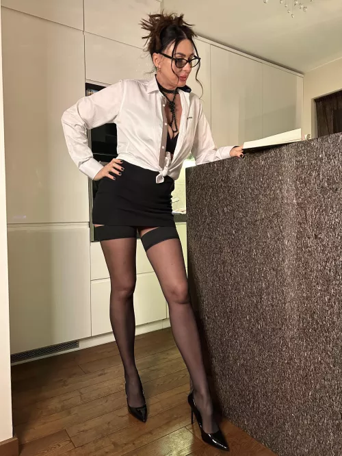 My beauty keep you warm on this winter evening by KTSPOT