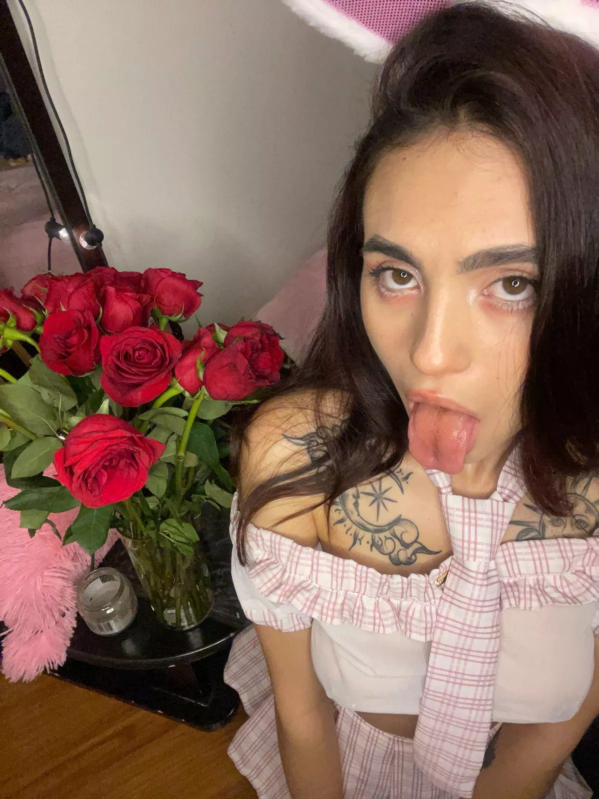 my deep throat face leaked  posted by LatinaJasmin