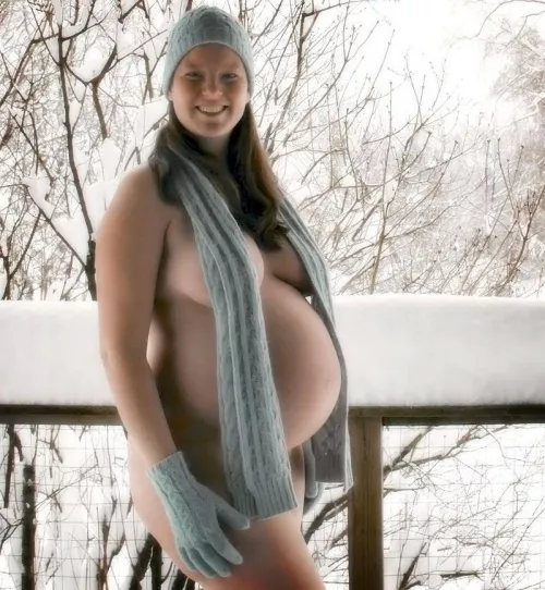 Pregnant 7 months ❤️ by Character-Heron-8259