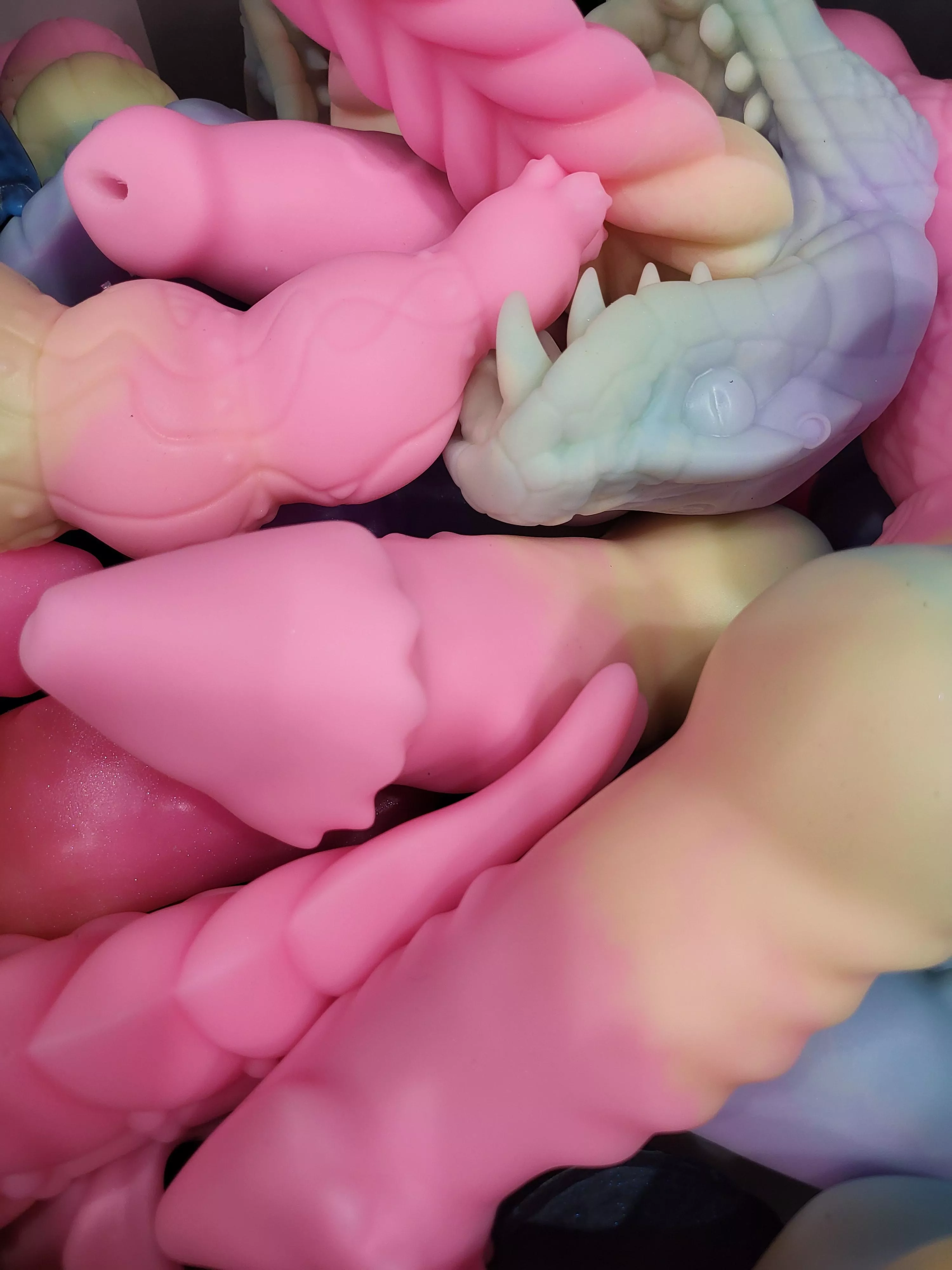 Pretty pastels!! posted by wanderingbardtoys