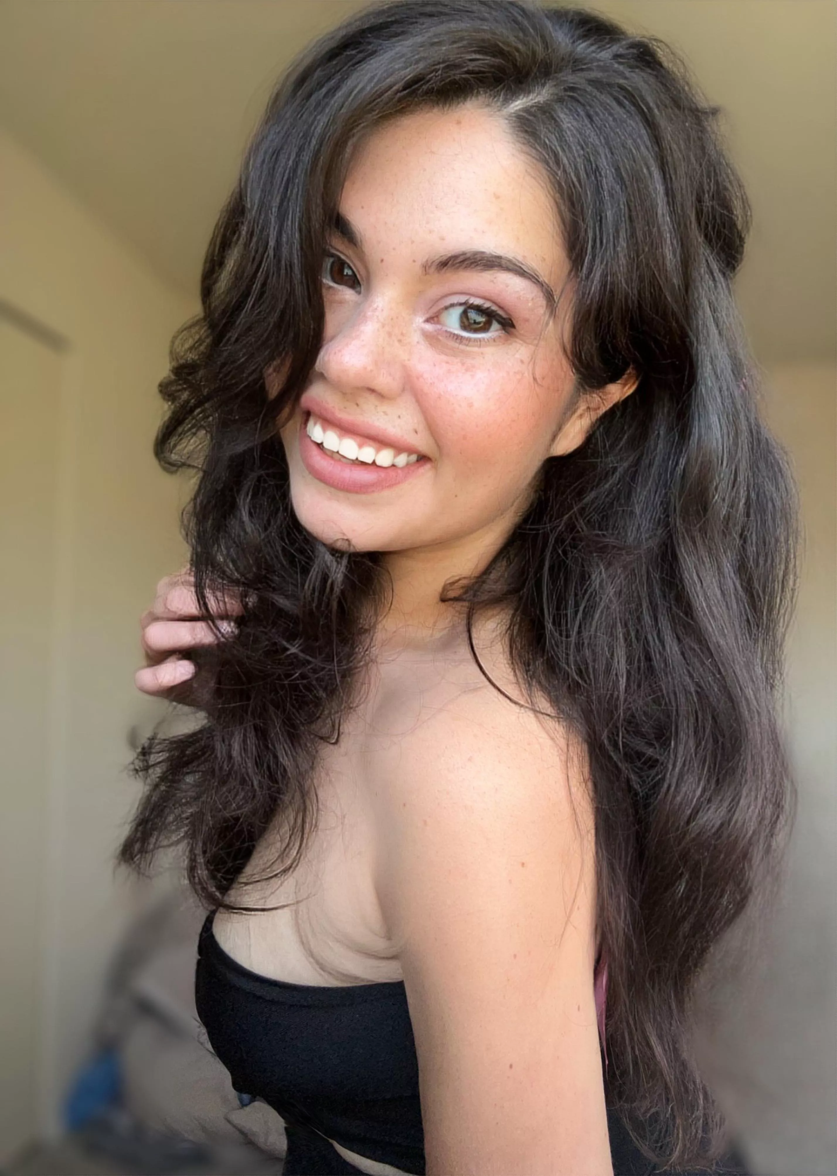 Smile back at me  posted by mollyzedolly