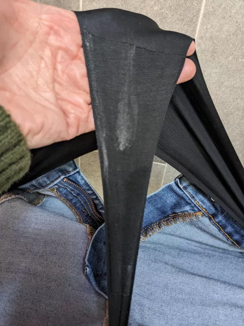 That bottom half is soaking by vpoo21