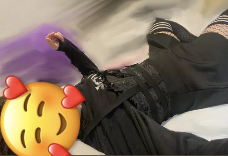 Too extra for bedtime? 😝 by PinkberriBoi