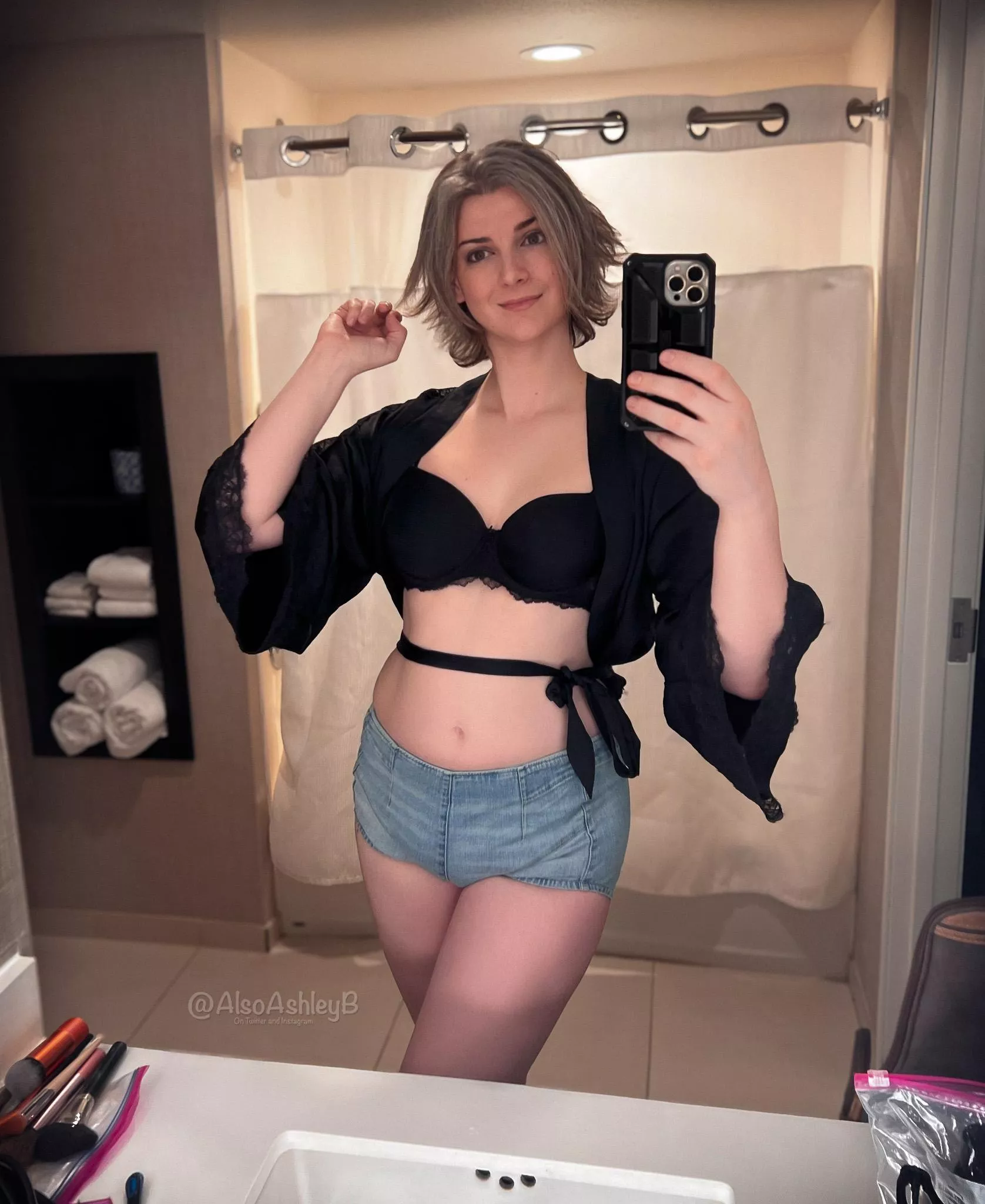 Trying to recapture the aesthetic of what /traps used to be in the long ago 😜 posted by AlsoAshley