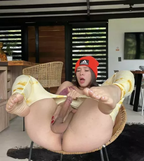 U walk in on your roomate doing this and she apologizes and says she will be done soon. Wyd? by JustTechnician990