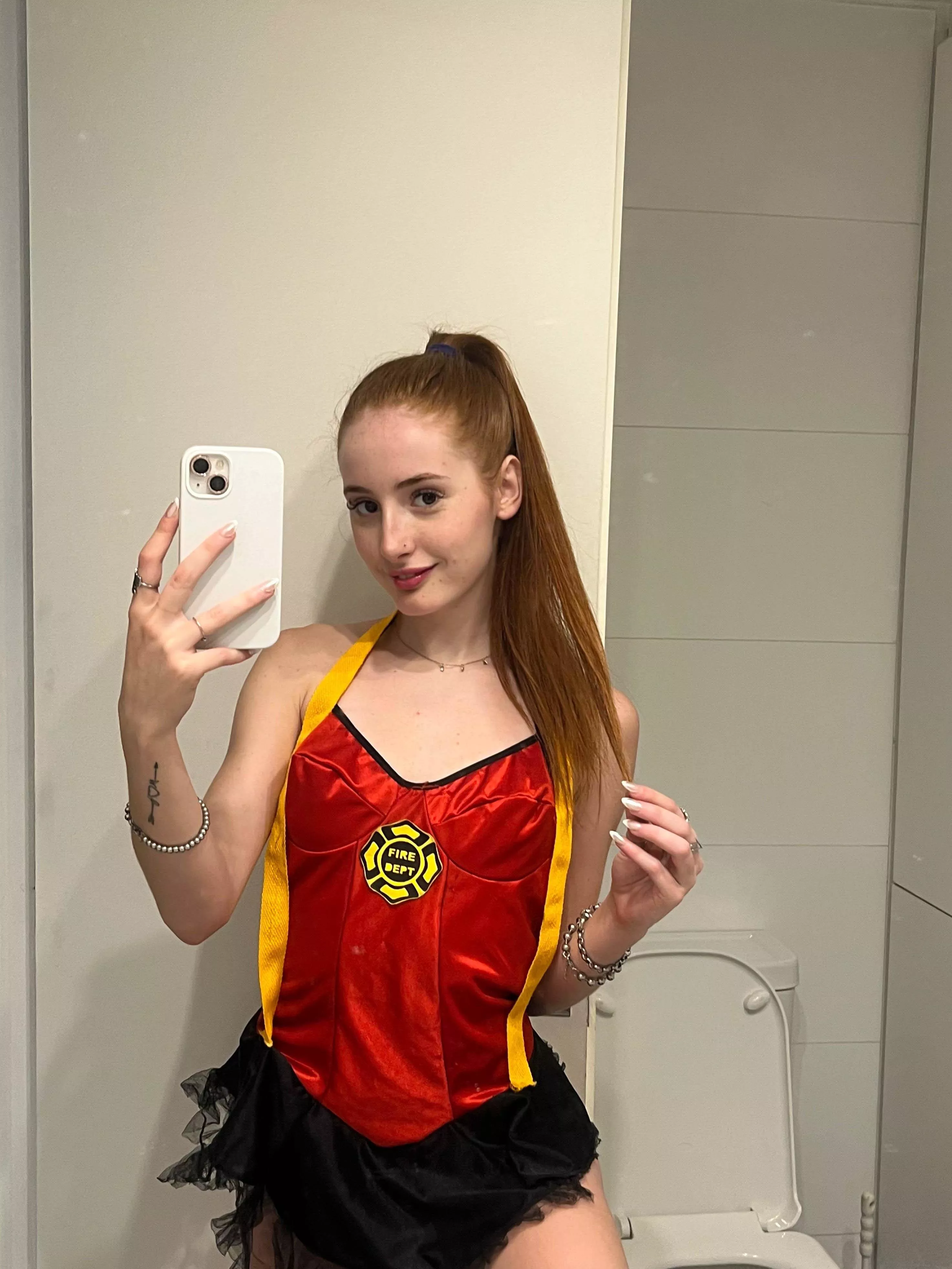 Undecided if I'm gonna start fires or put them out [IRTR] posted by austinxtopaz