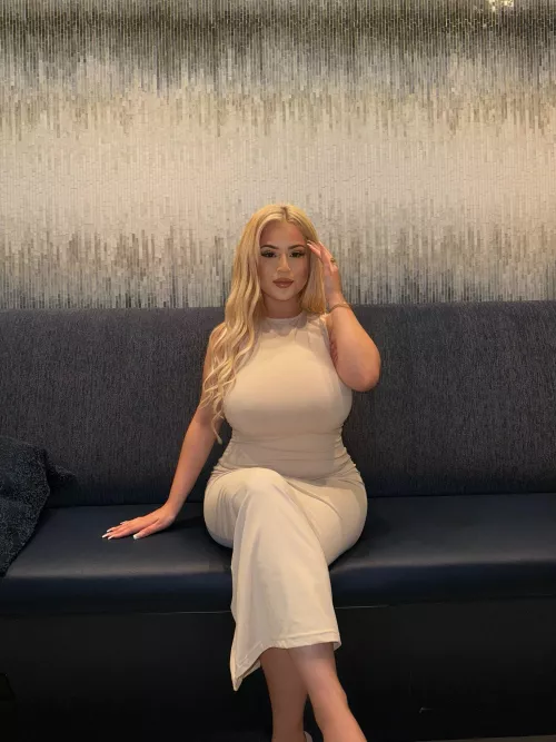 White dress by Goldsku1