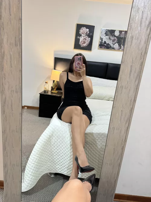 Your Secretary 🖤 by LeaderApprehensive43