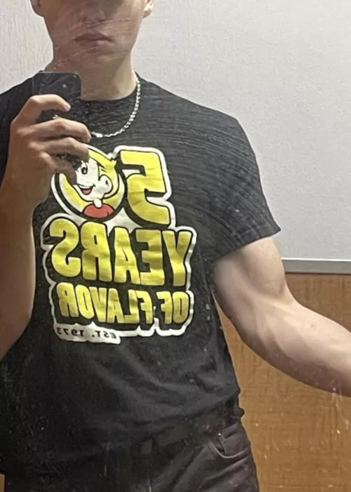 18 any subs want an intimate chat? by alfiee004