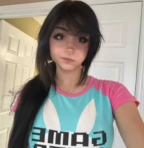 18yo goth girl by Discussion_Incredib