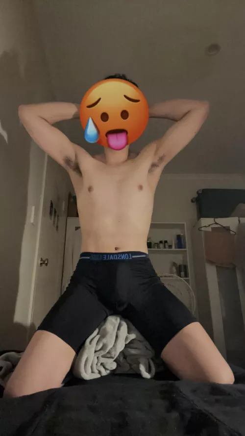 20 kinky slave looking for master sc tbeeco.1111 by asiansubsyd