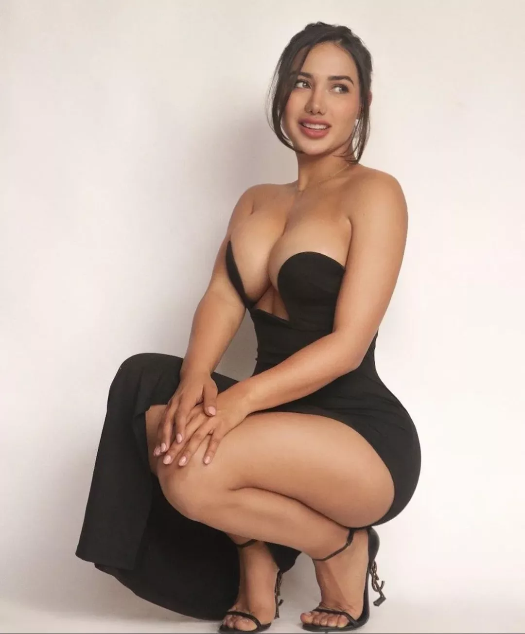 Black dress with the tights underneath posted by noob_saibot_hunter