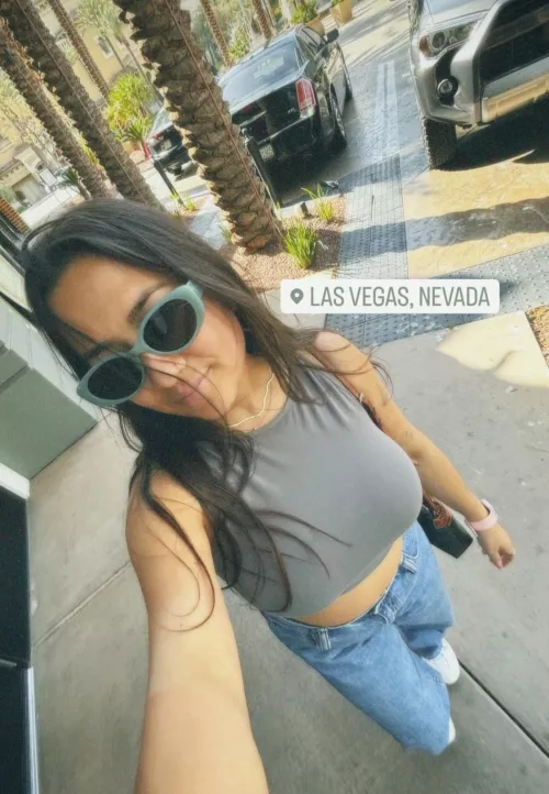 Busty in Vegas by Mr_Syrup_