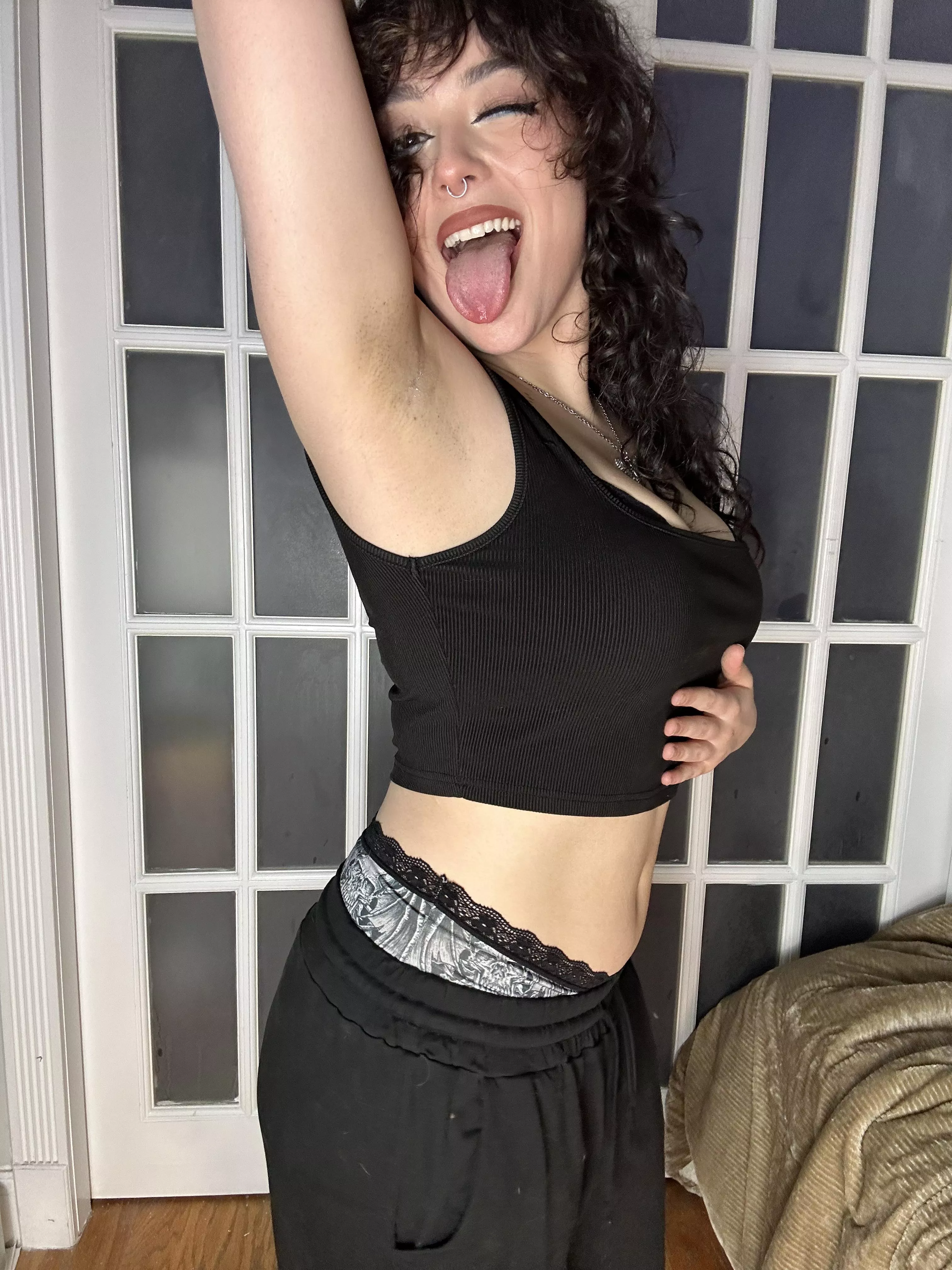 Come make a mess of me  posted by Felaodyy