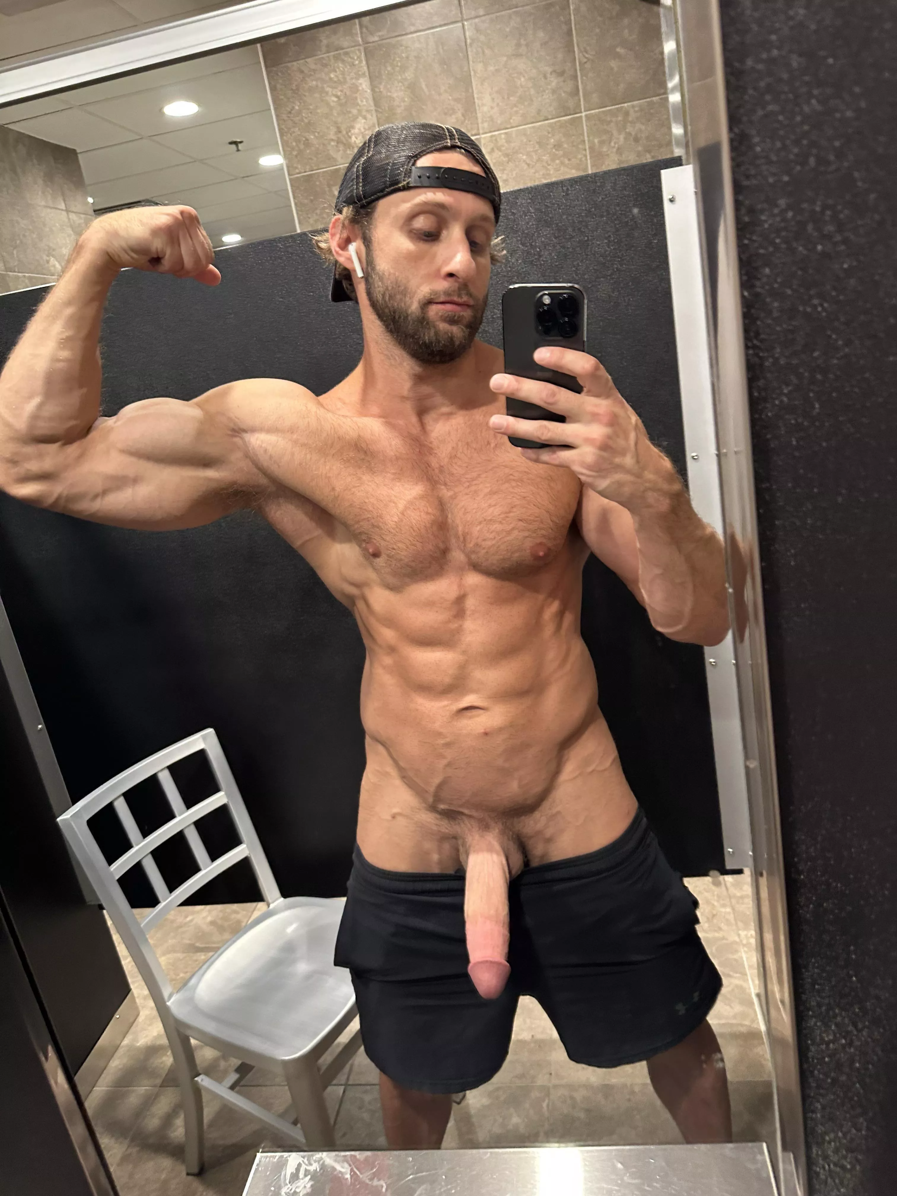 Enjoy🍆💪🏻 posted by One_Oil_1042