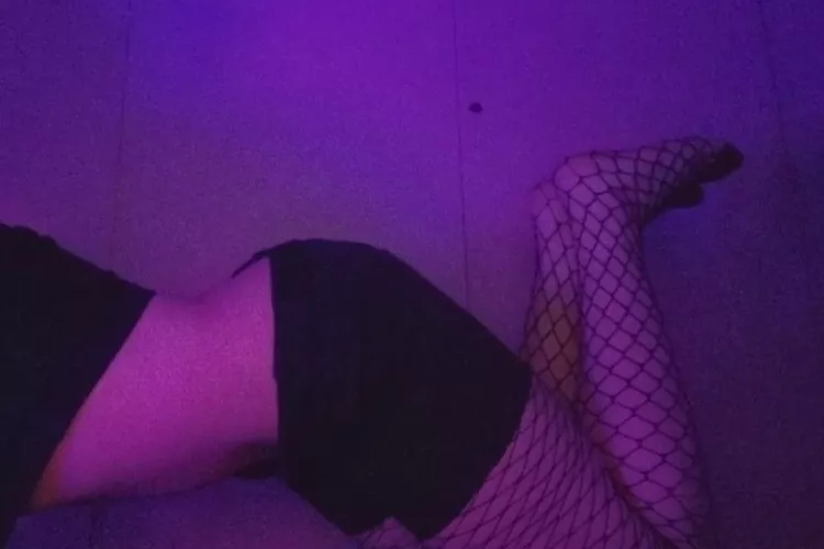 Feeling cute ^w^ by avawxng