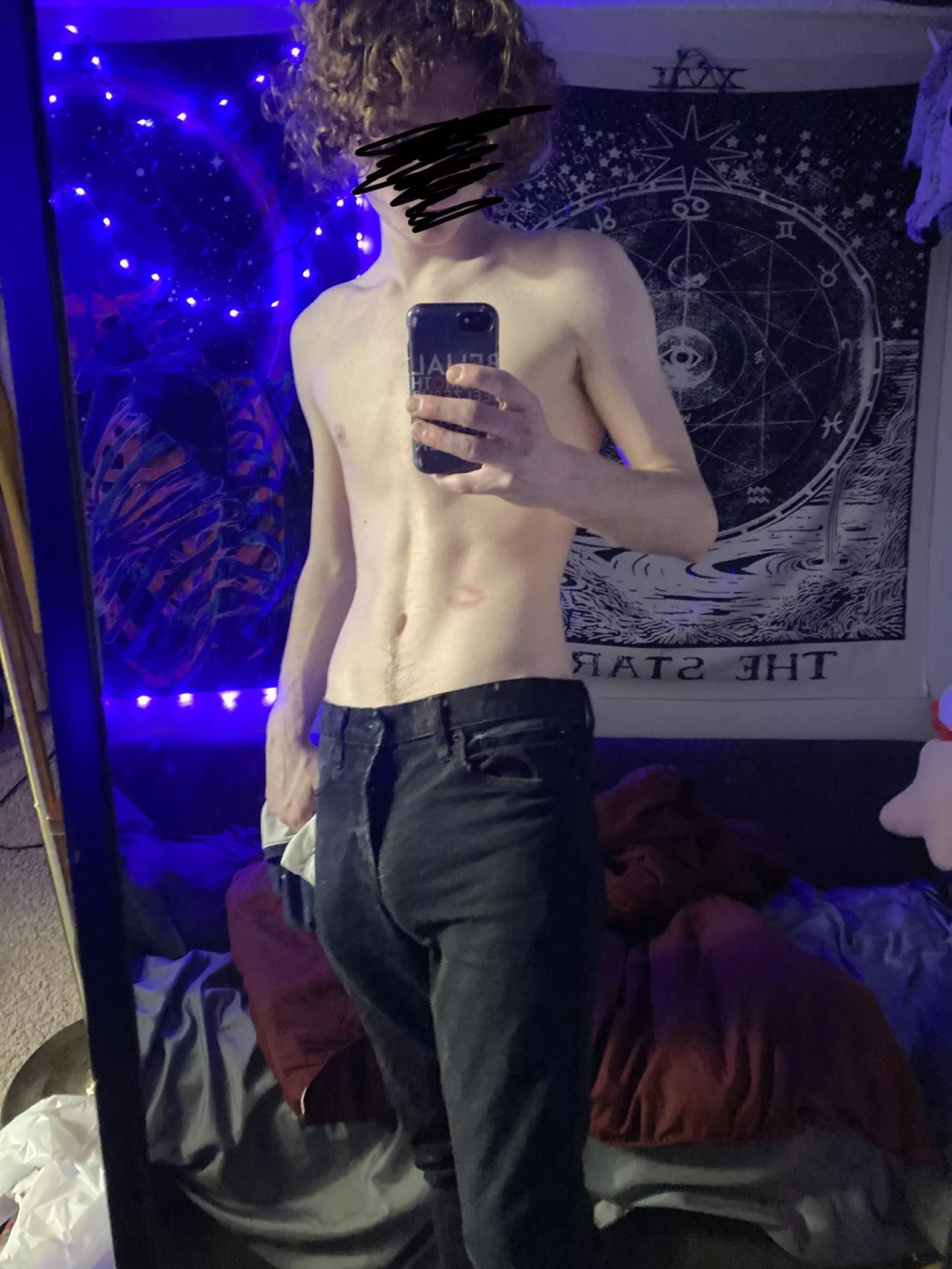 First post kinda nervous posted by gaymer200