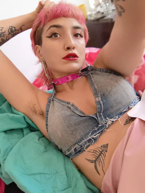 Hairy and wet armpits by Esme420kinky