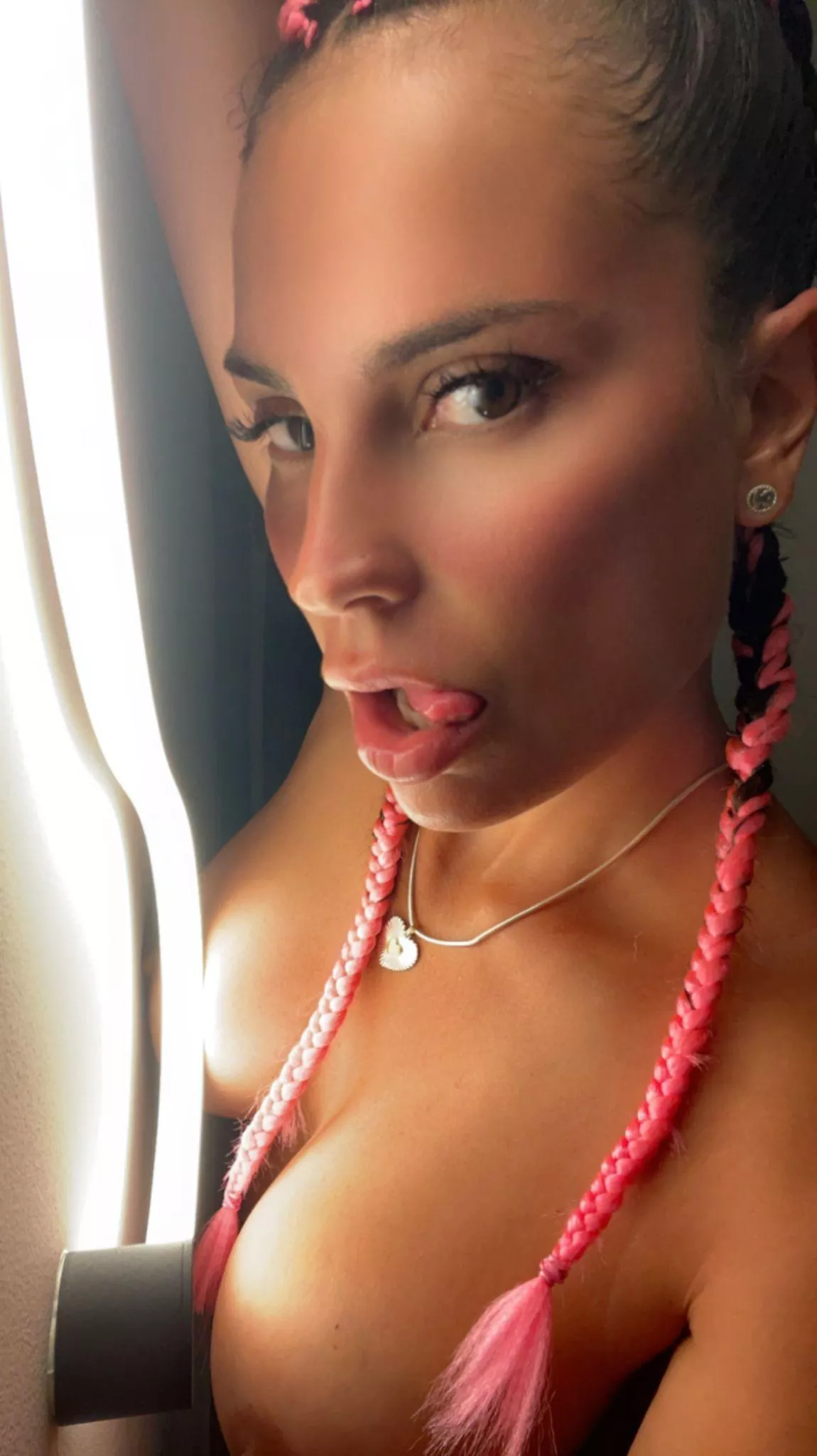 Have you any idea to do with me posted by Sweet_Amberxx