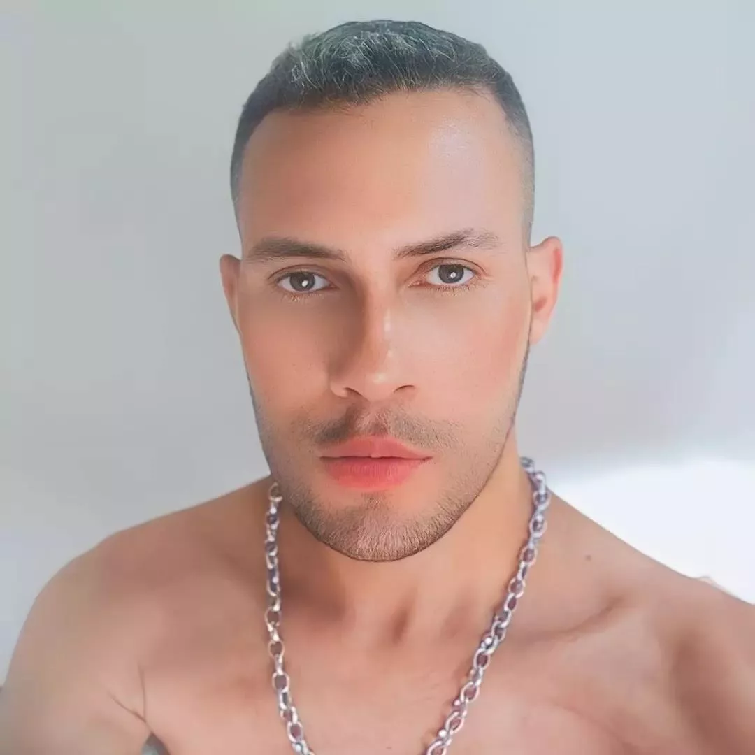 Hey everyone! What's everybody's plans for this Saturday night? 😁 posted by lucpnx