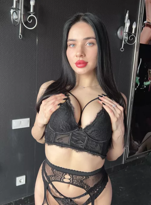 If succubi existed, they would look like this by Slimedorion26