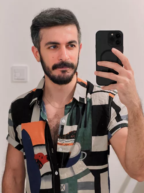 If you're tired of me constantly sharing mirror selfies, you're probably right. by hakikigulyabani