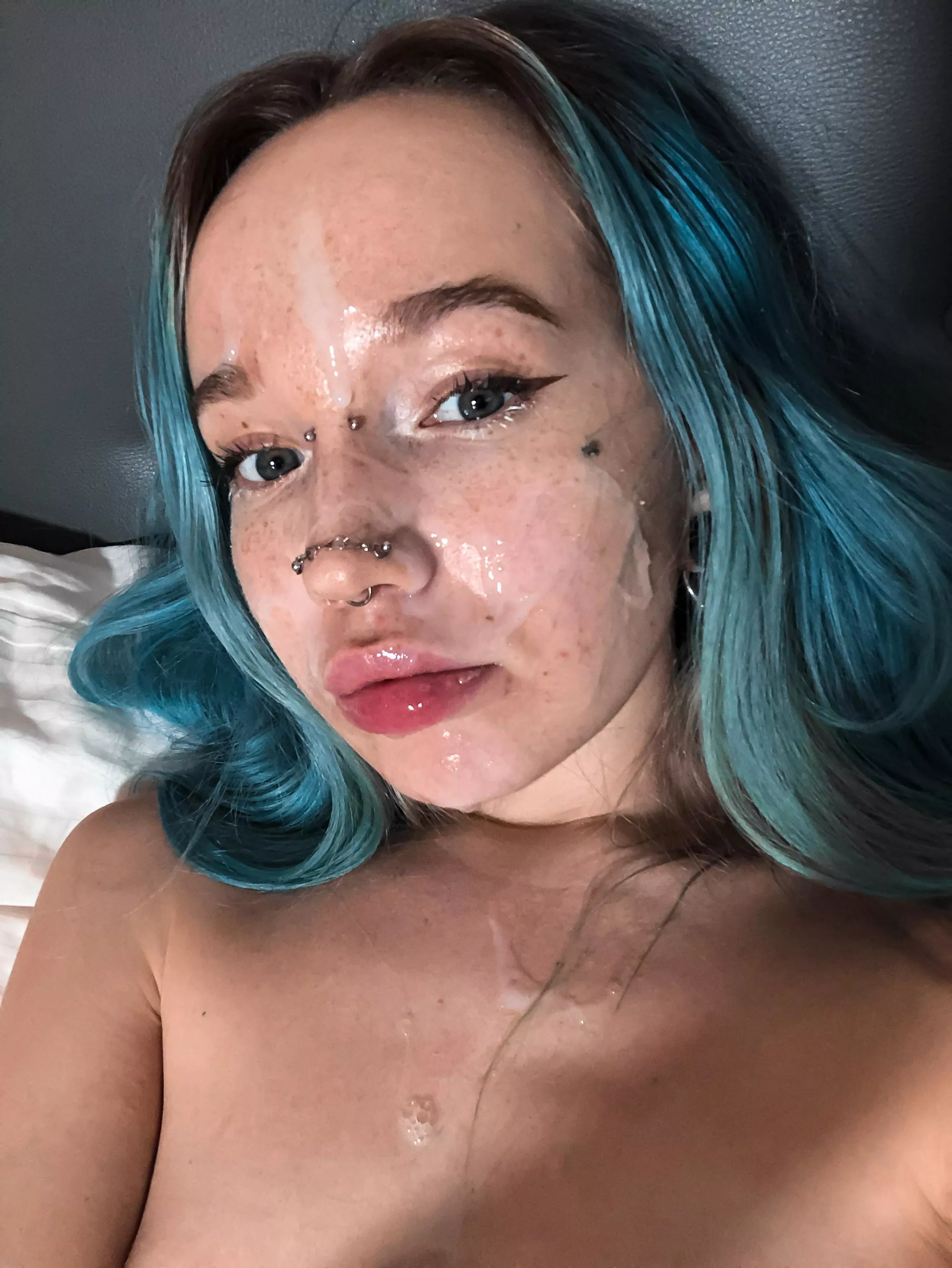I'm sad when I don't have enough cum on my face posted by Scarletty62