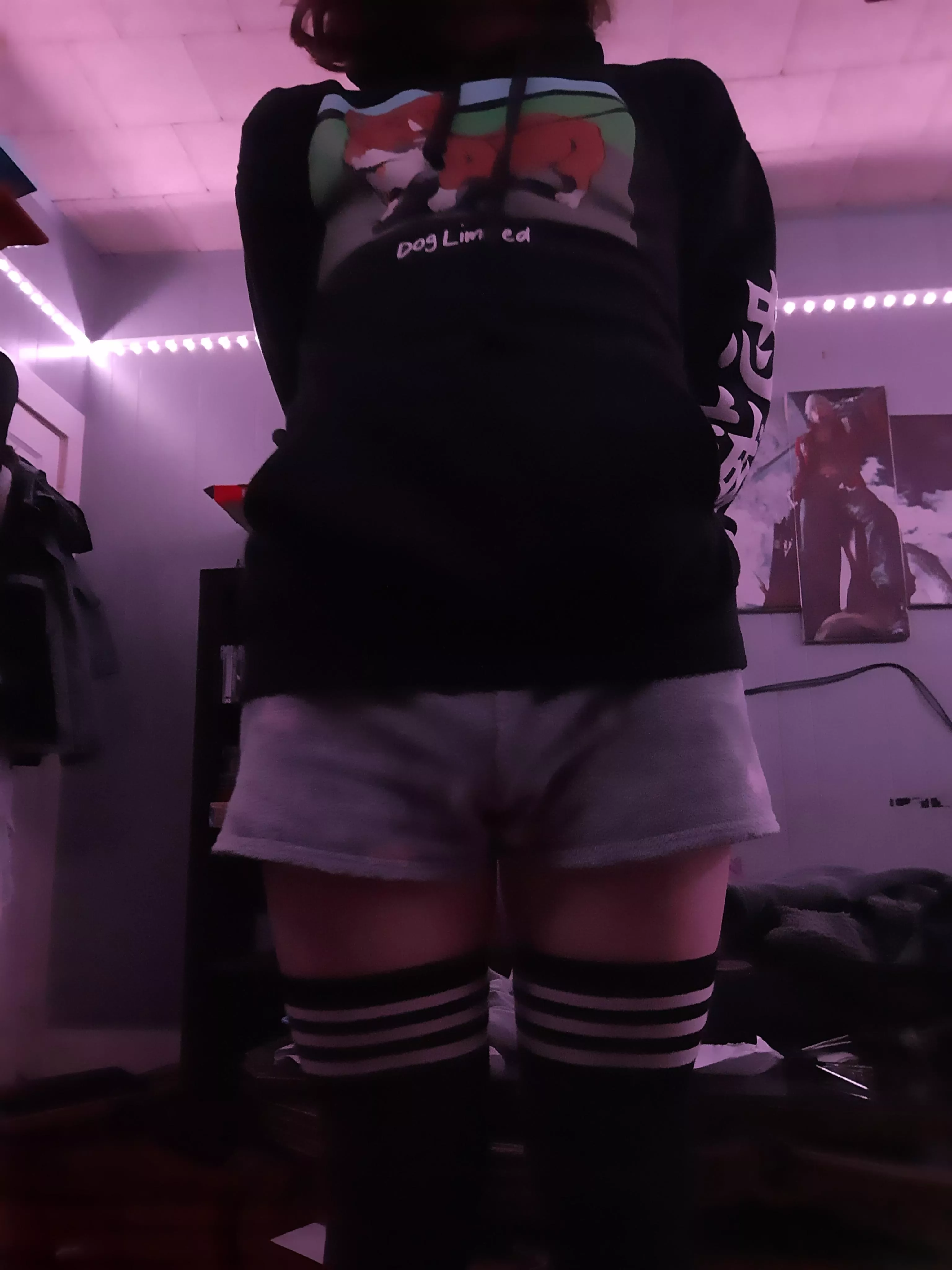 Is this outfit cute? (Asking for a friend) posted by reeer1364