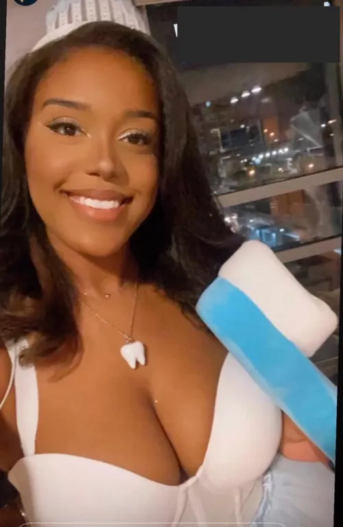 Love the teeth  by noob_saibot_hunter