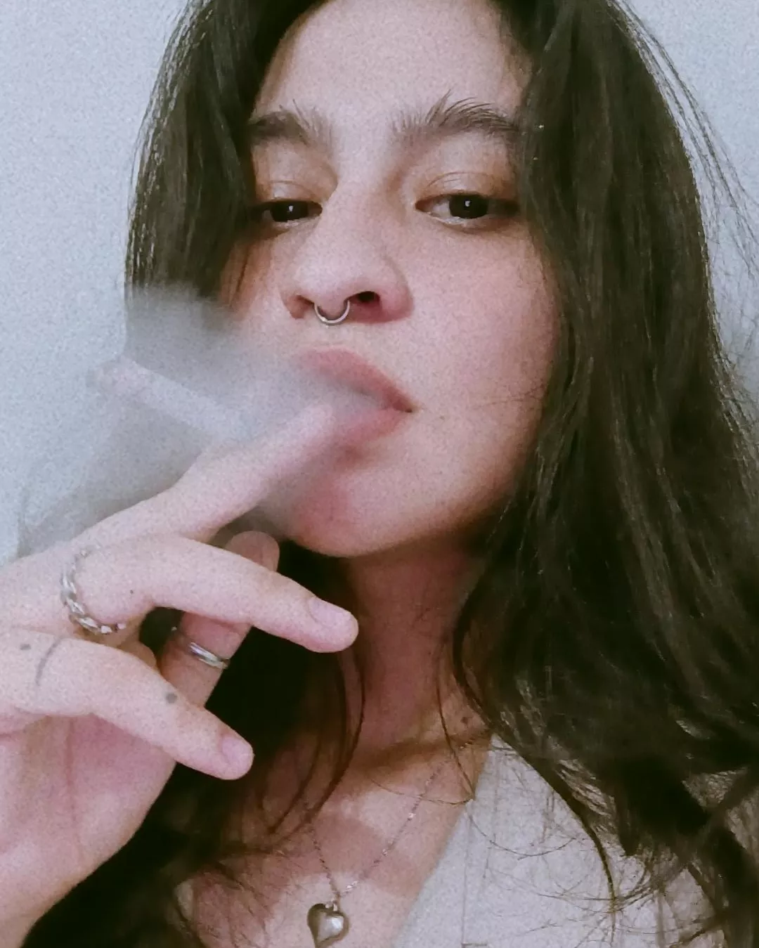  only have a couple of cigarettes for now, let's smoke together 🚬😈 posted by itseripx