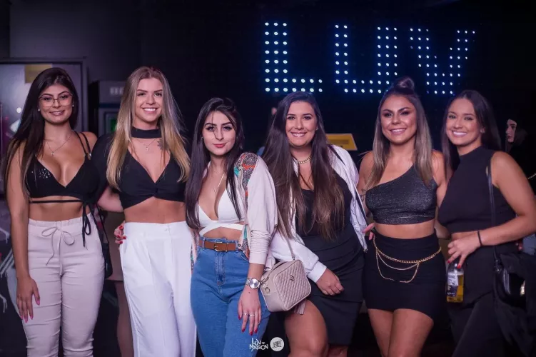 Party group in the club [6] by pinkys_dream1