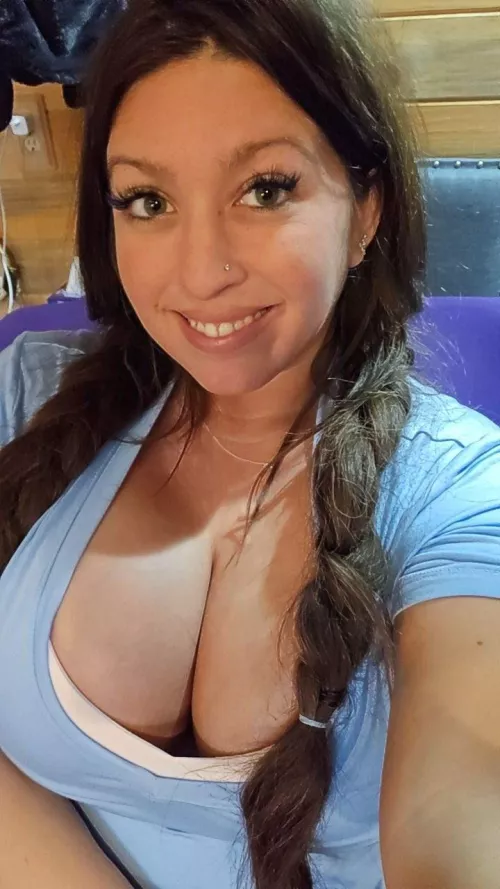 Play with me  by Babylittlelo