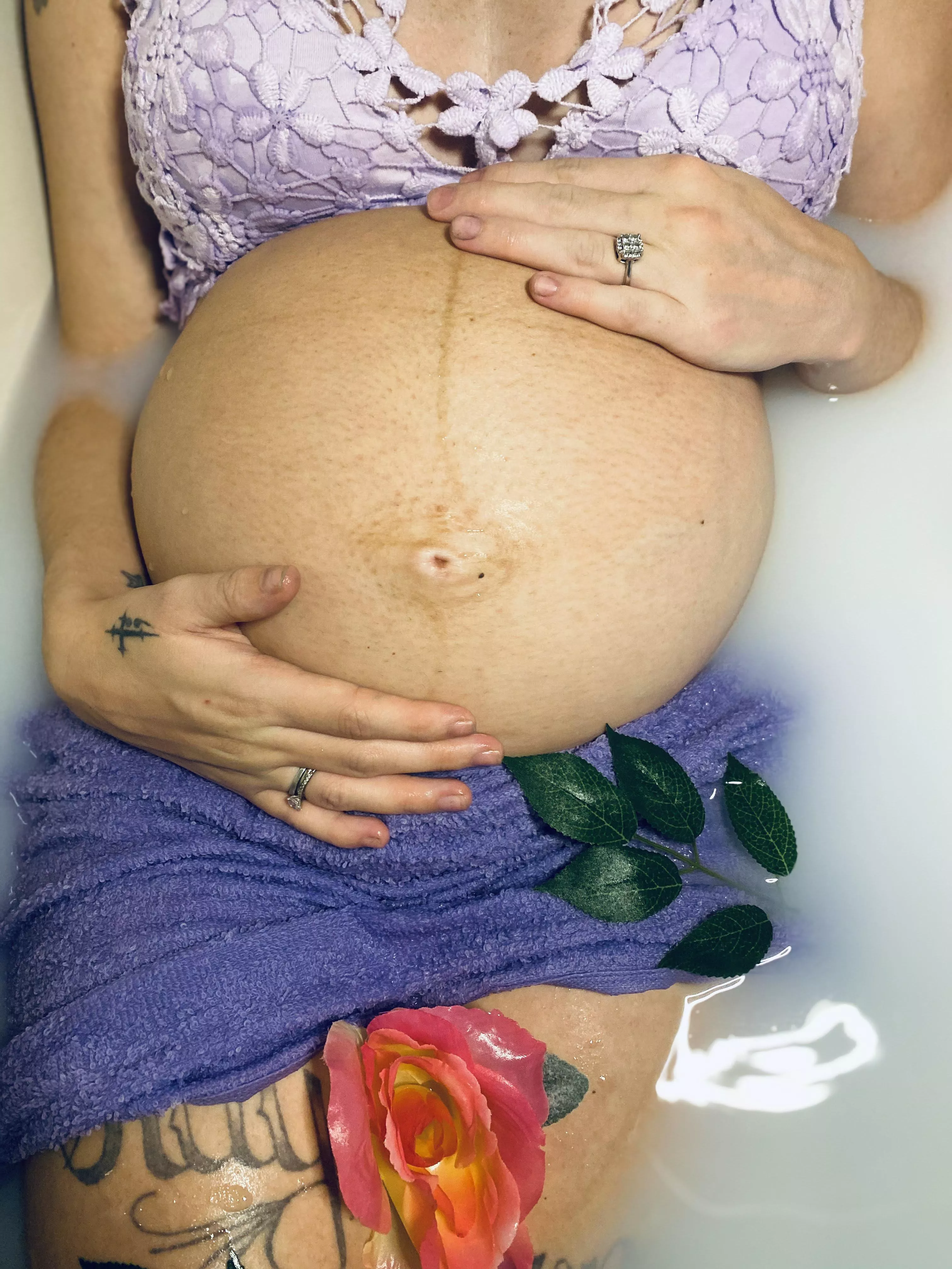 Pregnancy is both beautiful and addicting ❤️ posted by TinyHornsBigbooty