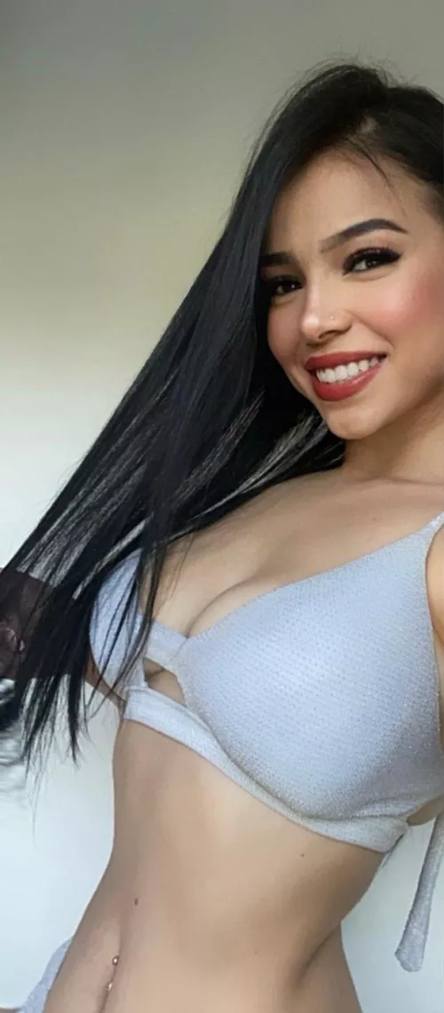 Smiling to the person seeing this post :) by CamillaCutie