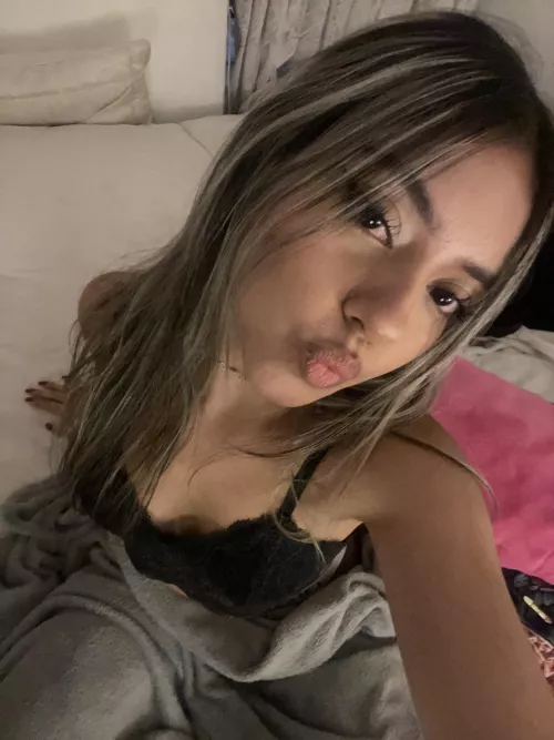 The most comfortable crop top ever, I hope it looks cute on me too by Alert-Land