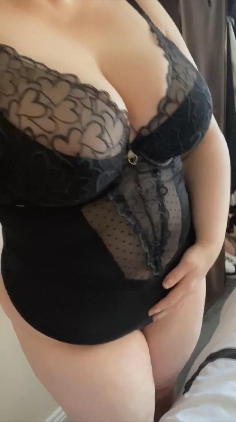 Time to worship posted by EskimoKissx