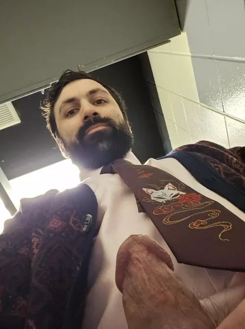 While my wife is too drunk to notice ;) [32] by cloysterforever