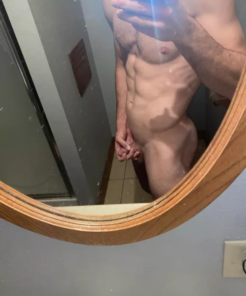 Who likes a fit bro you can outsize? by yungjo1