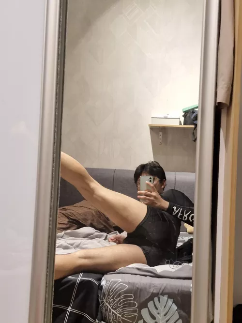 Wrestle a twink?  by Emotional_Job_1763