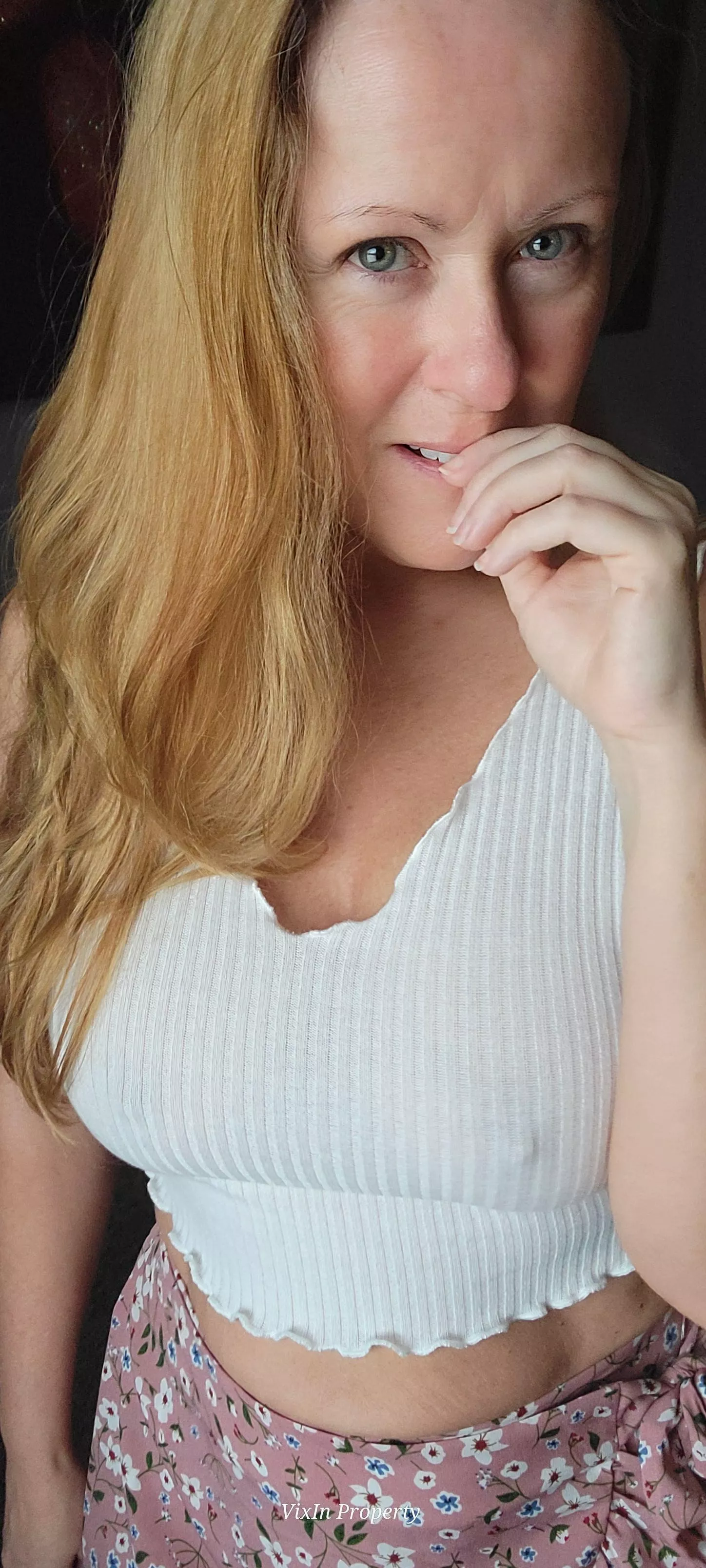 @x.x.ladyleo.x.x let's be friends  posted by Lady_Leoxxx