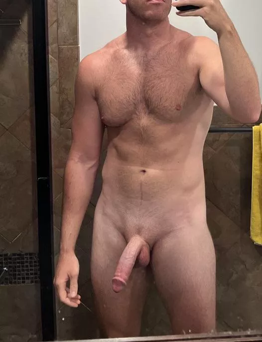 28,M, 6’4, BWC. Snap- jamesthekid77 Fem/twink/hung hmu. Send a pic when u add please 🤝 posted by Jamesthekid77