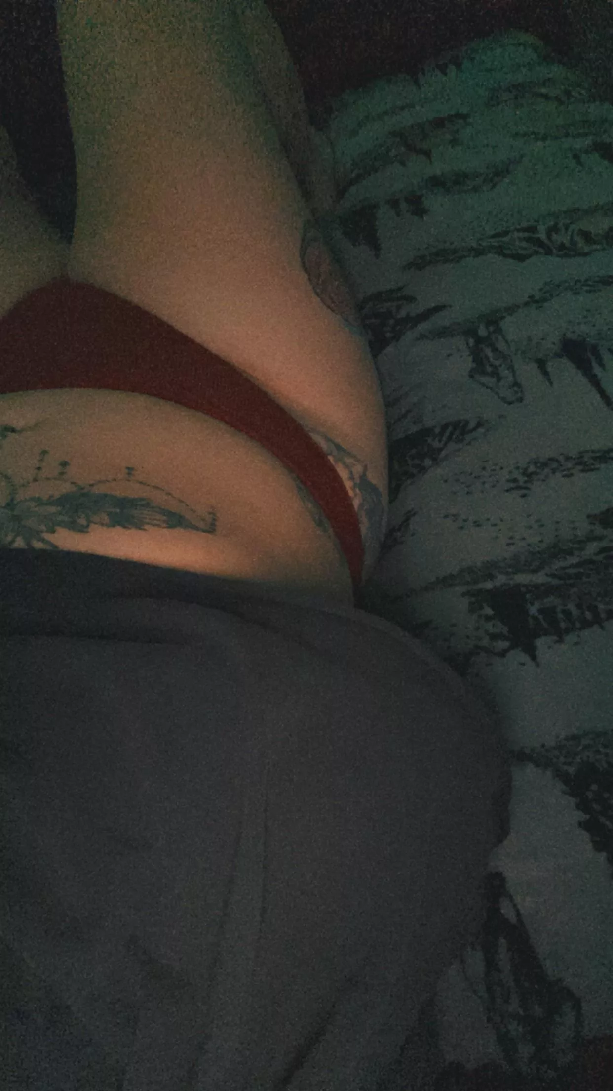 Curved & tattooed  posted by Lov3LeLe