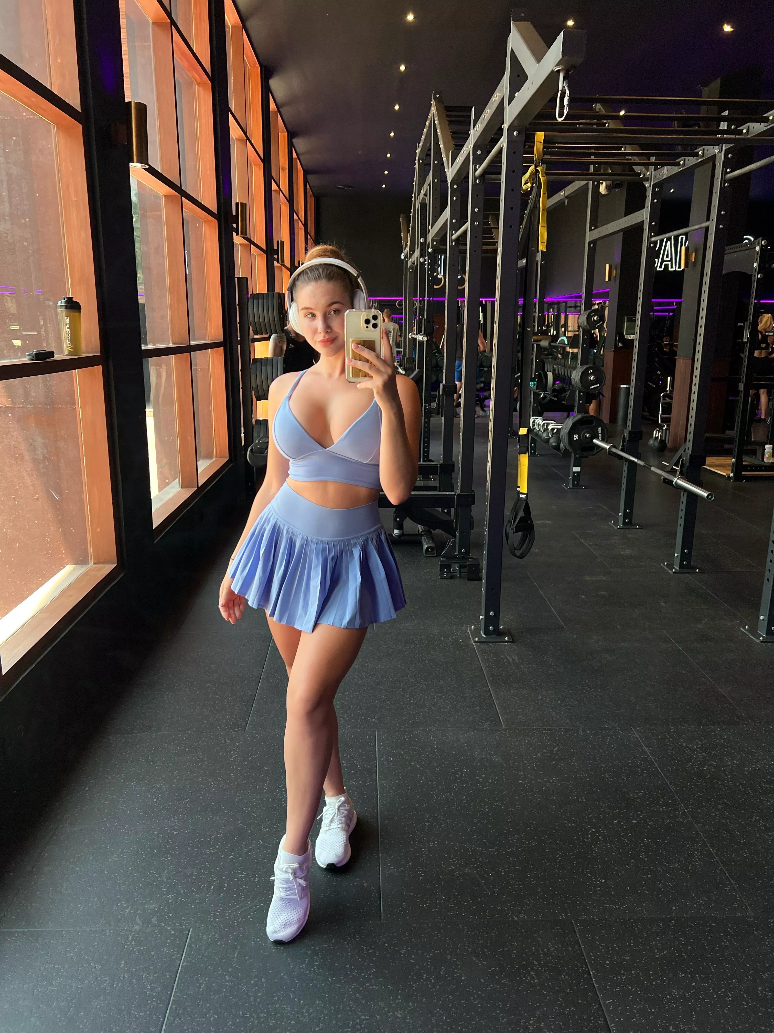 Do you like consistent gym girls like me? posted by cactio