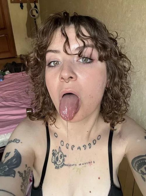 Do you wanna to cover in my spit? by feetyourlick