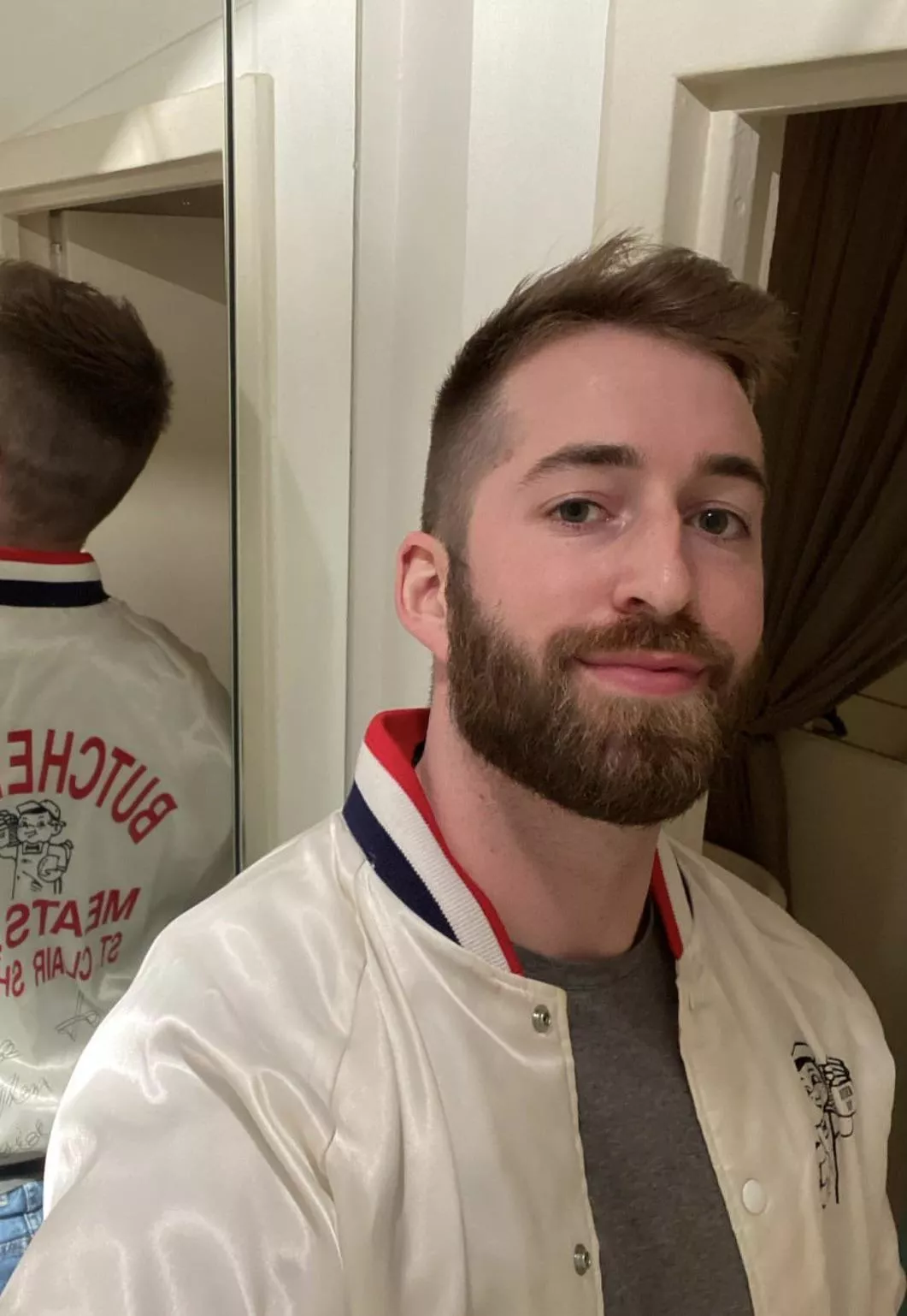 Feeling cute today posted by Downlowbottom1