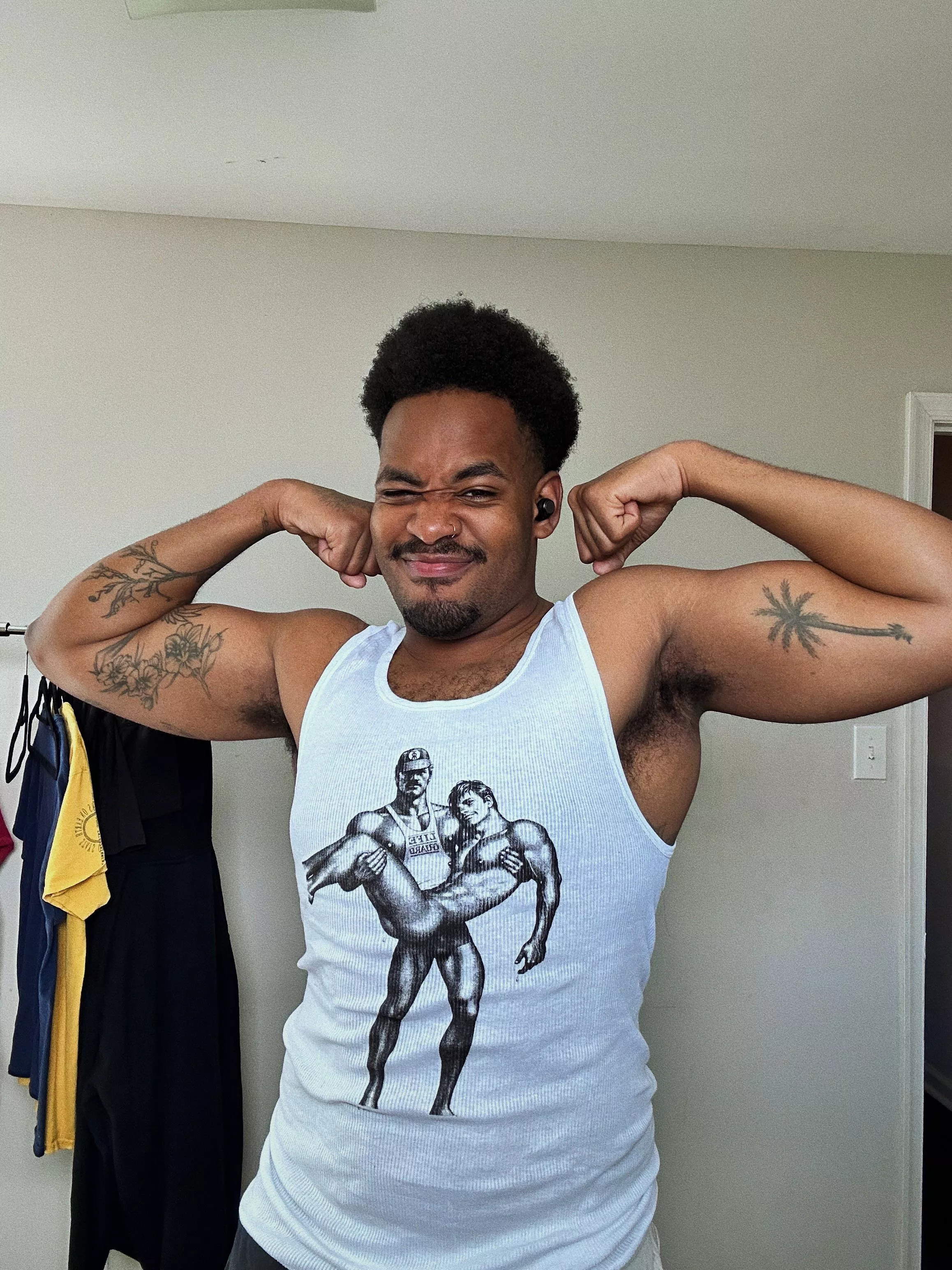 Got a new tank top today :)) posted by Alternative_Stick816