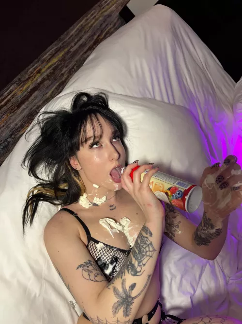 hungry goth 😫 by SHKOOS